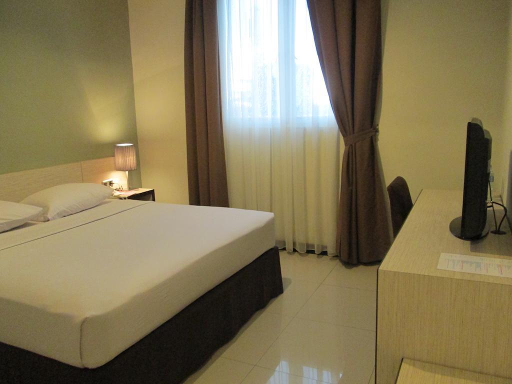 N3 Hotel Yakarta Habitación foto