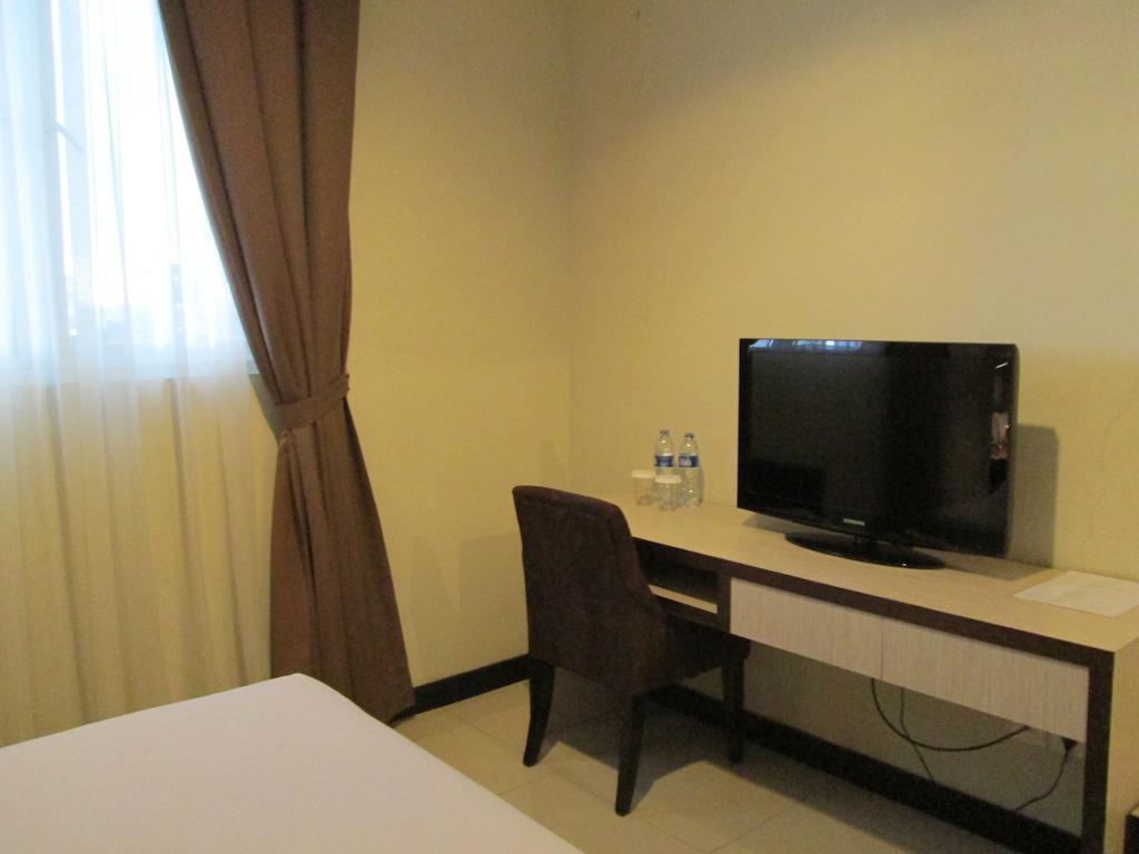 N3 Hotel Yakarta Habitación foto