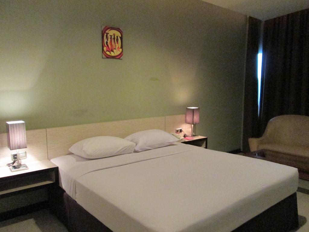 N3 Hotel Yakarta Habitación foto