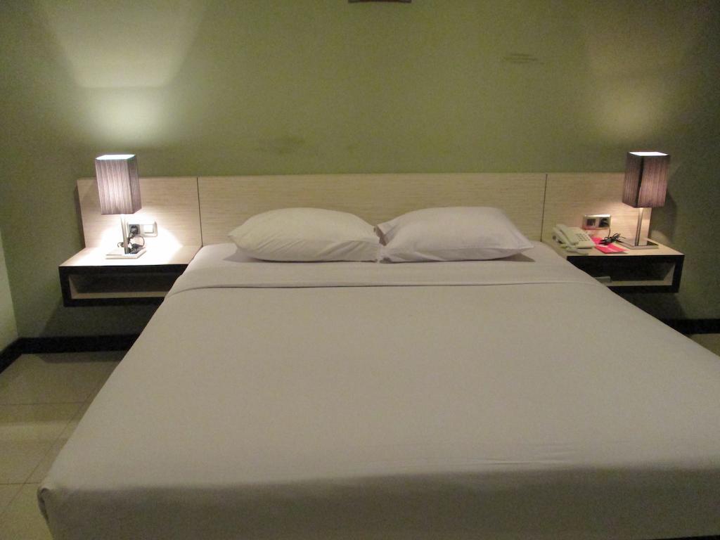 N3 Hotel Yakarta Habitación foto